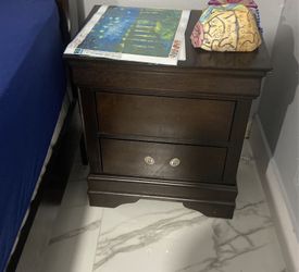 King Mattress And Bed Frame With 2 Night Stands 