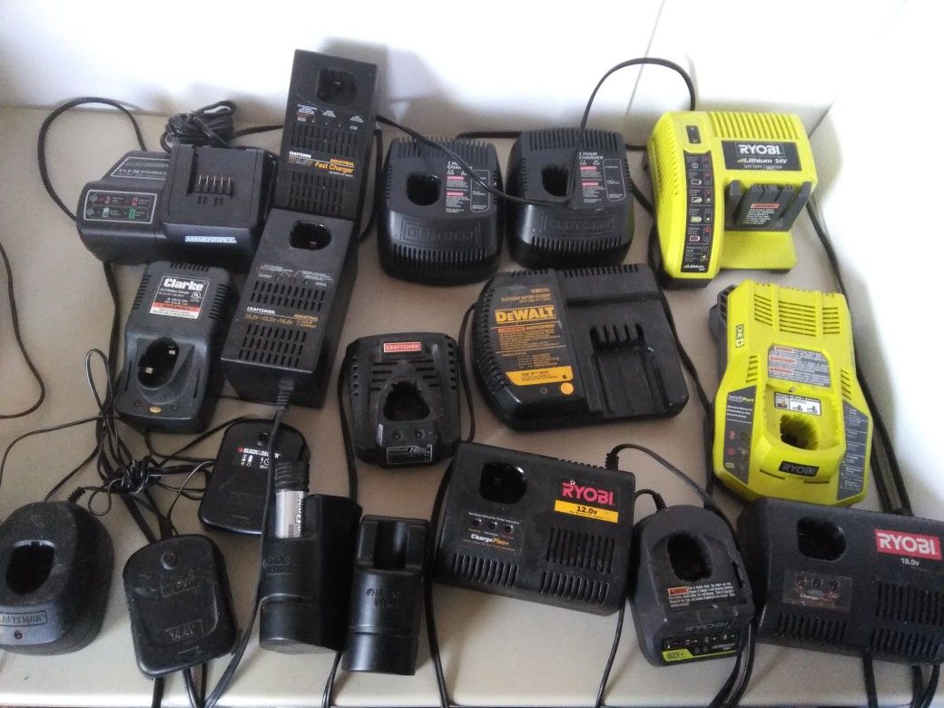 CORDLESS TOOLS CHARGER BATTERIES READ DETAILS