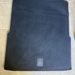 Make offer - Mercedes Benz E320 Trunk  Floor Cover/Spare Tire Cover/Trunk Liner - Like New Fits E320 and many E-class models 2005 and newer 