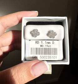Moissanite Clover Earrings (New)