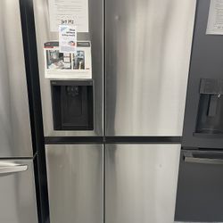 Side By Side Refrigerator $899