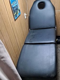 Massage table/ tattoo chair