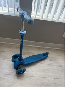 Kids scooter