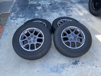 Jeep Gladiator /Dodge Ram  18” rims and tires