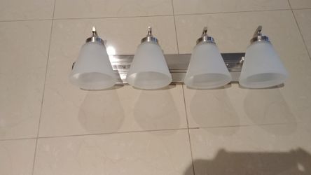Bathroom lamp