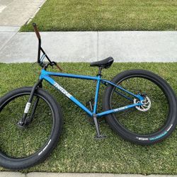 Electric Blue Throne Goon XL for Sale in Rosemead CA OfferUp