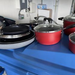 Set Of T Fal Cook Wear