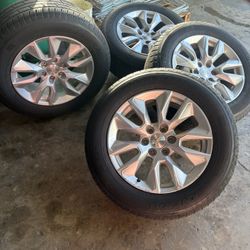 275/60 R20 Tires & Rims