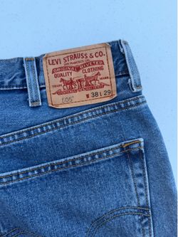 Levi’s 505 Regular Fit Men’s Straight Leg Jeans 38x29