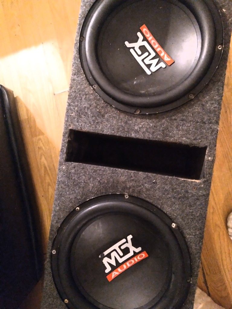 MTX AUDIO 12in SUBS WITH THE BOX