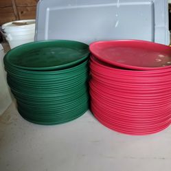Holiday plates. Sturdy plastic. 25 cents each