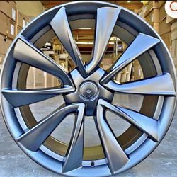 tesla 19" new sport style rims new tires set