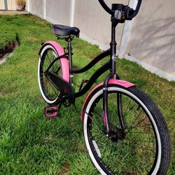 Huffy Beach Cruiser Bicycle 