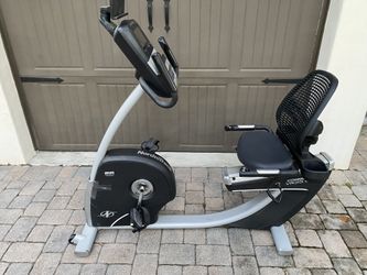 NordicTrack Commercial VR25 Recumbent Bike