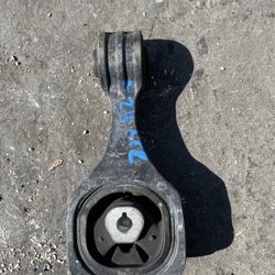 Parted Out 24 Accord 1.5 Lower Motor Mount 
