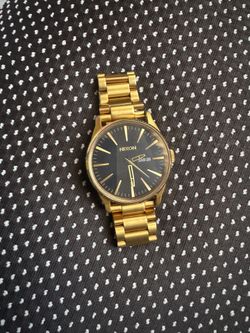 Nixon Gold Black Sentry SS