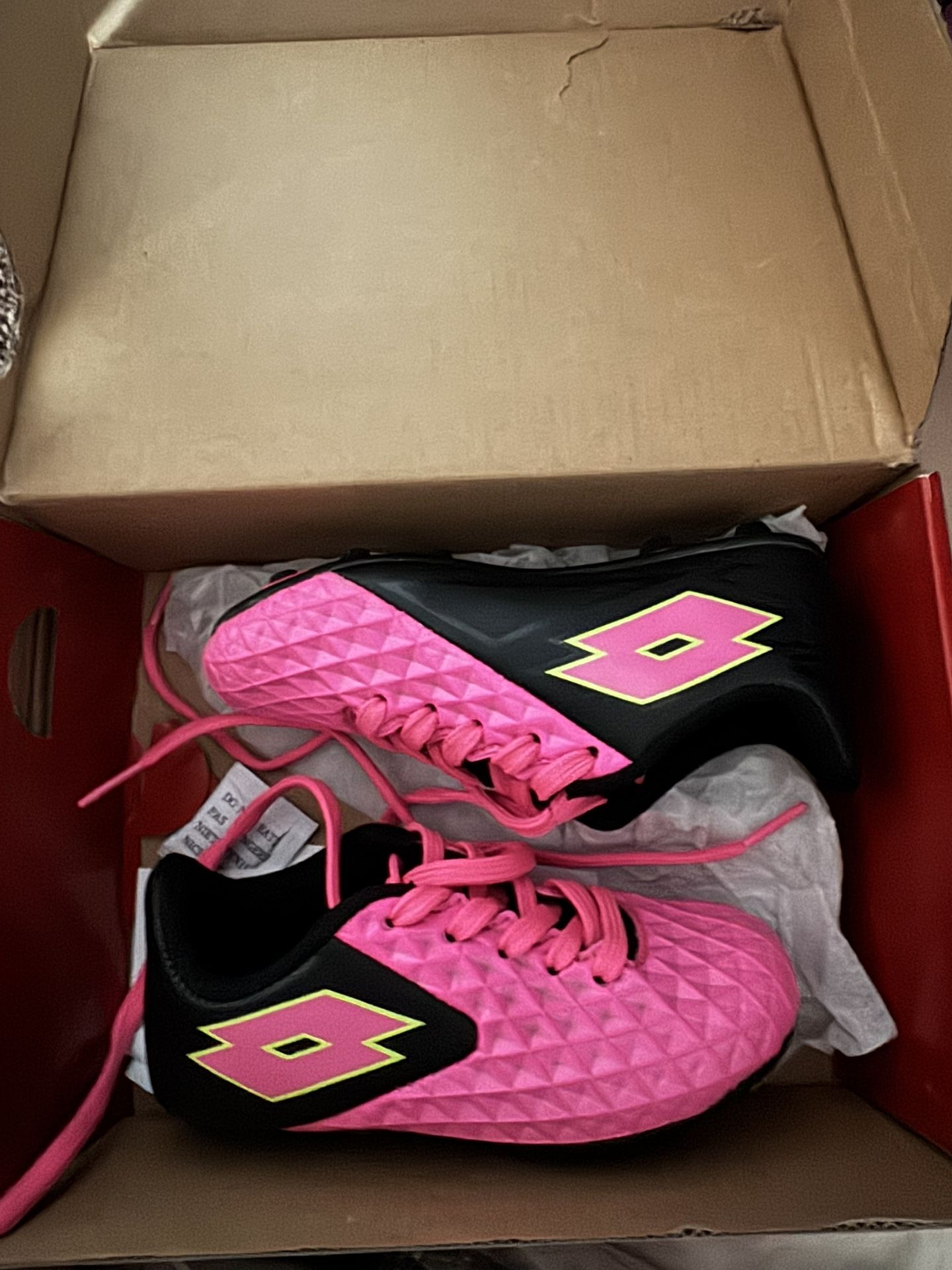 Girls Soccer Shoes