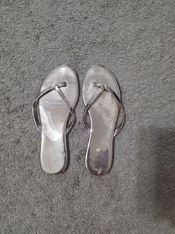 Loft patent leather flip flops