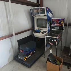 Arctic Thunder Cabinet 