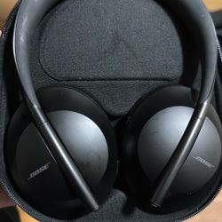 Bose head Phones 700 Wireless 