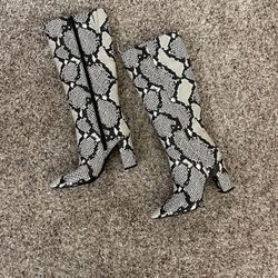 Brand New Womens Boots 7.5