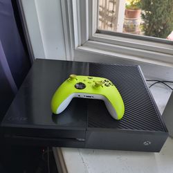 Xbox one refurbishes  one not x or s