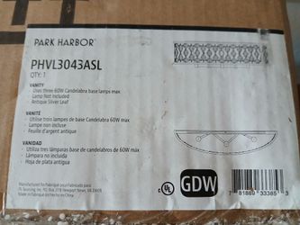 NEW - IN BOX VANITY LIGHT