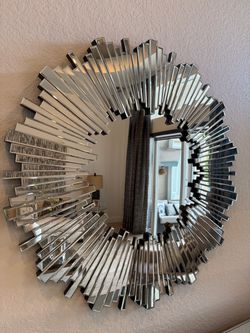 Circle mirror