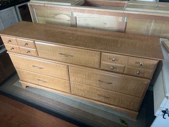Dresser