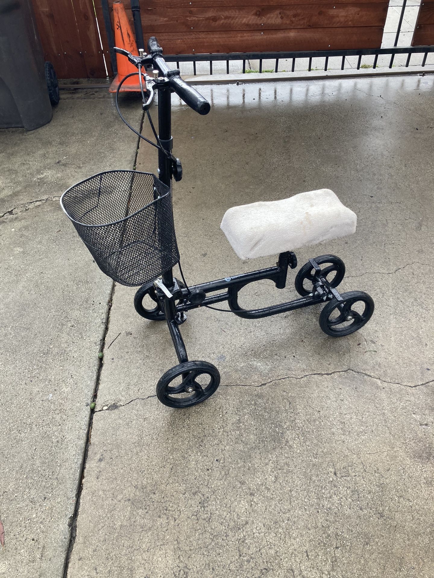 Body Med Knee Walker Scooter