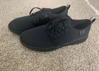 Men's Under Armour Shoes Size 10.5