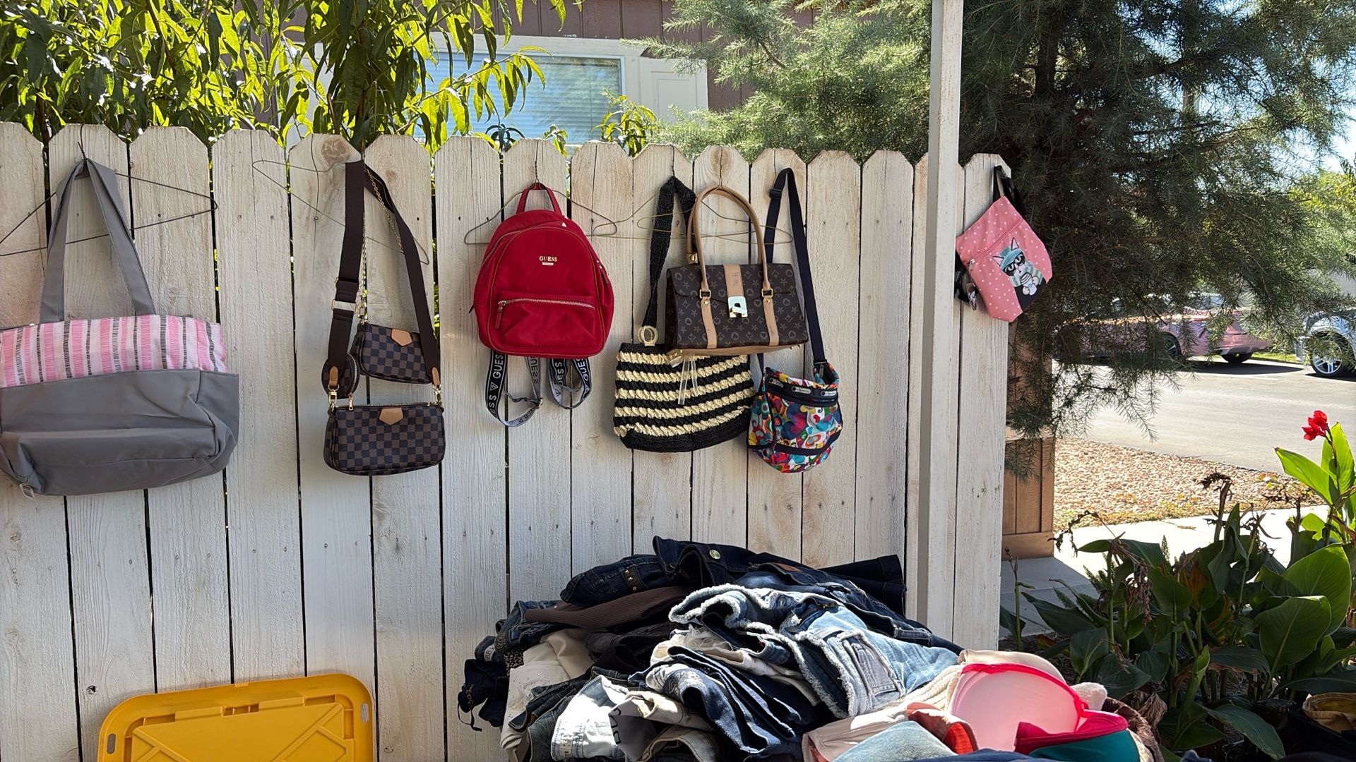 Yard Sale Viernes Asta El Domingo Todo Barato Xq Me Voy A Mover