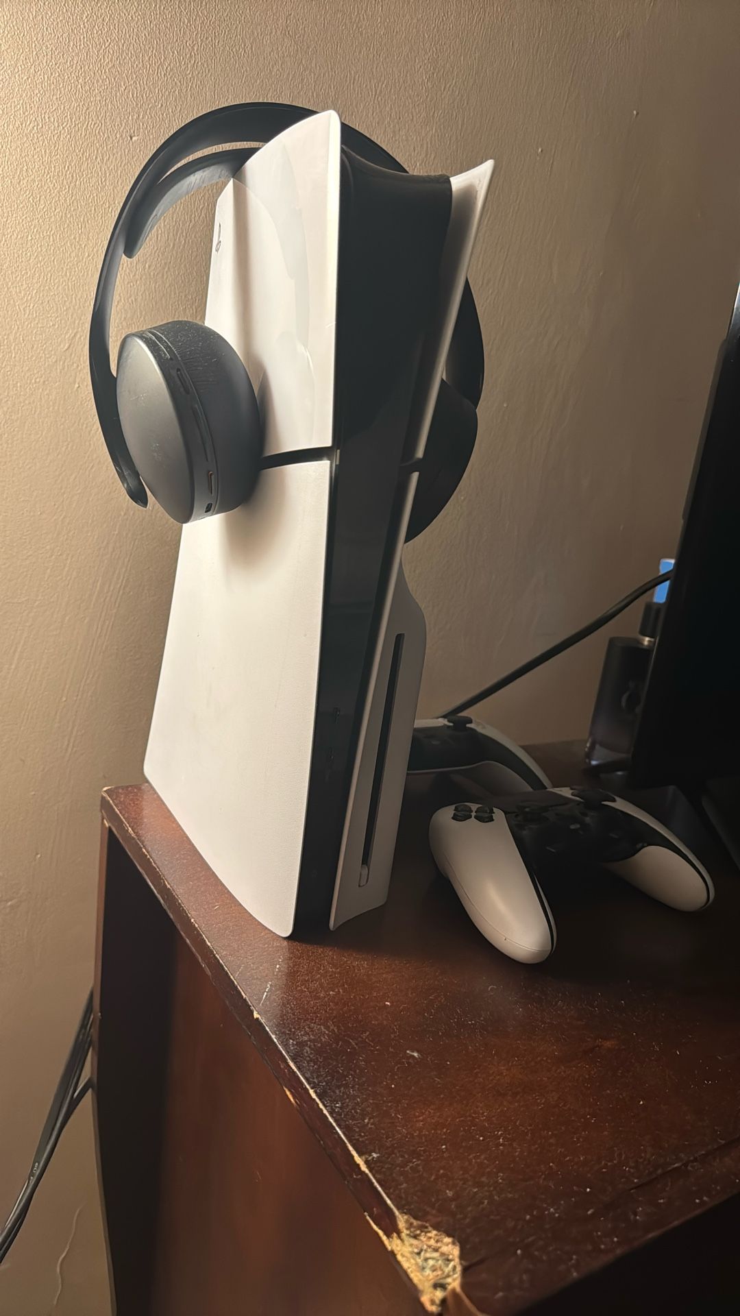 PS5 bundle,”, “PlayStation 5 Slim Disc with extras.”