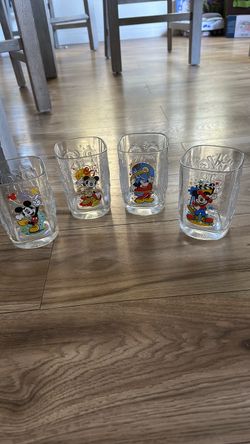 McDonald's Disney World 2000 Mickey Mouse Glass Set of 4