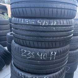 235/40/19 Michelin Set 100$