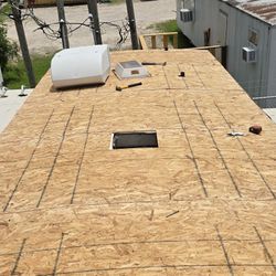 Se Reparan Trailas Techos Piso Carpetat Y Sercas