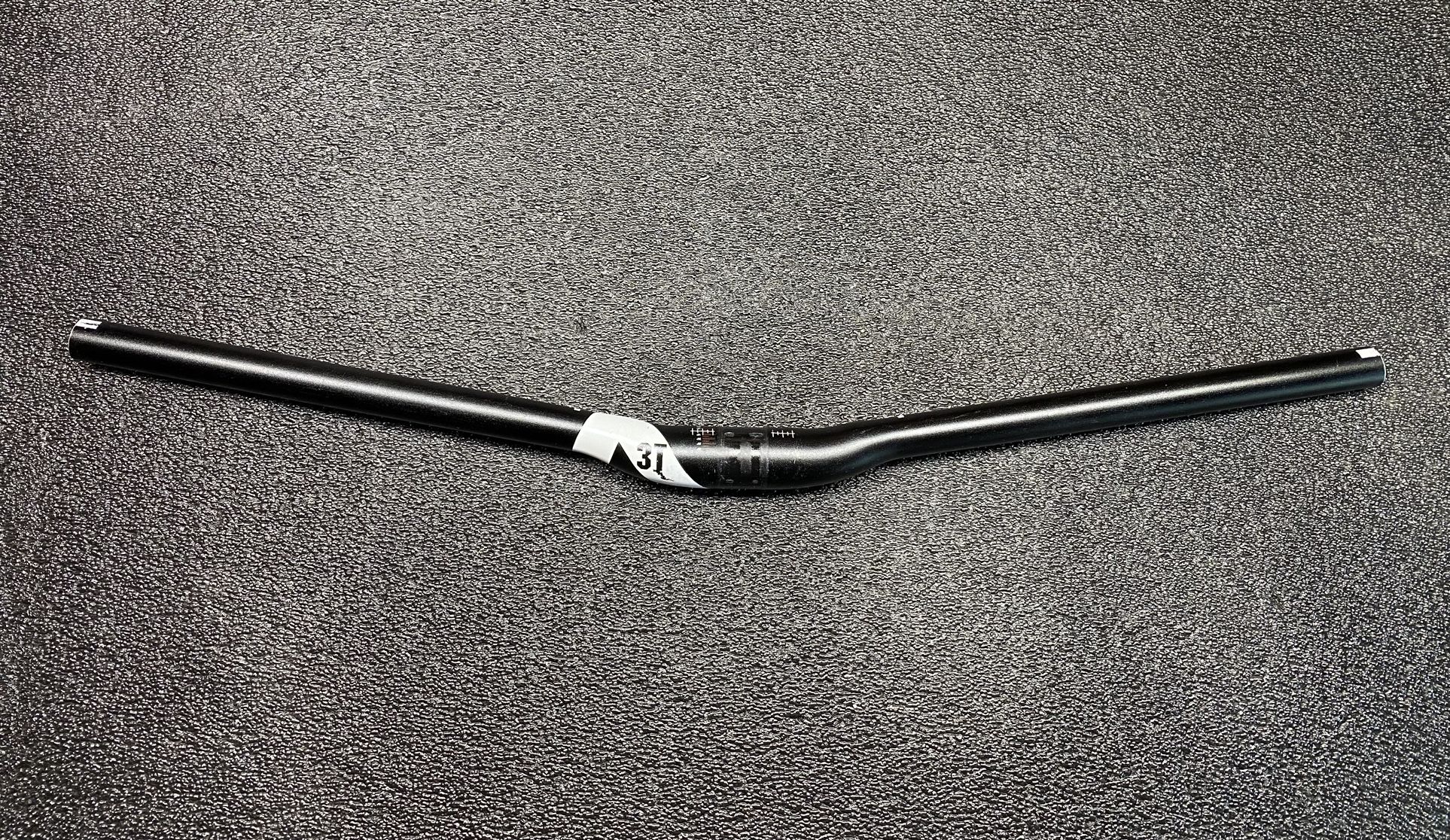 3T Riser Mountain Bike Handlebars 675mm Length x 31.8 Clamp Aluminum