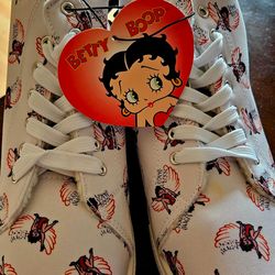 BETTY BOOP SNEAKERS WHITE SHOES SHERPA LINED  ANGEL PRINT, NEW, WOMEN SZ 8, FIRM.