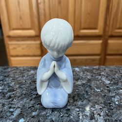 Vintage Lefton Praying Angel Boy Blue White Cherub Approximately 4 Inches Tall Glaze Figure.  Preowned.  Smoke free home