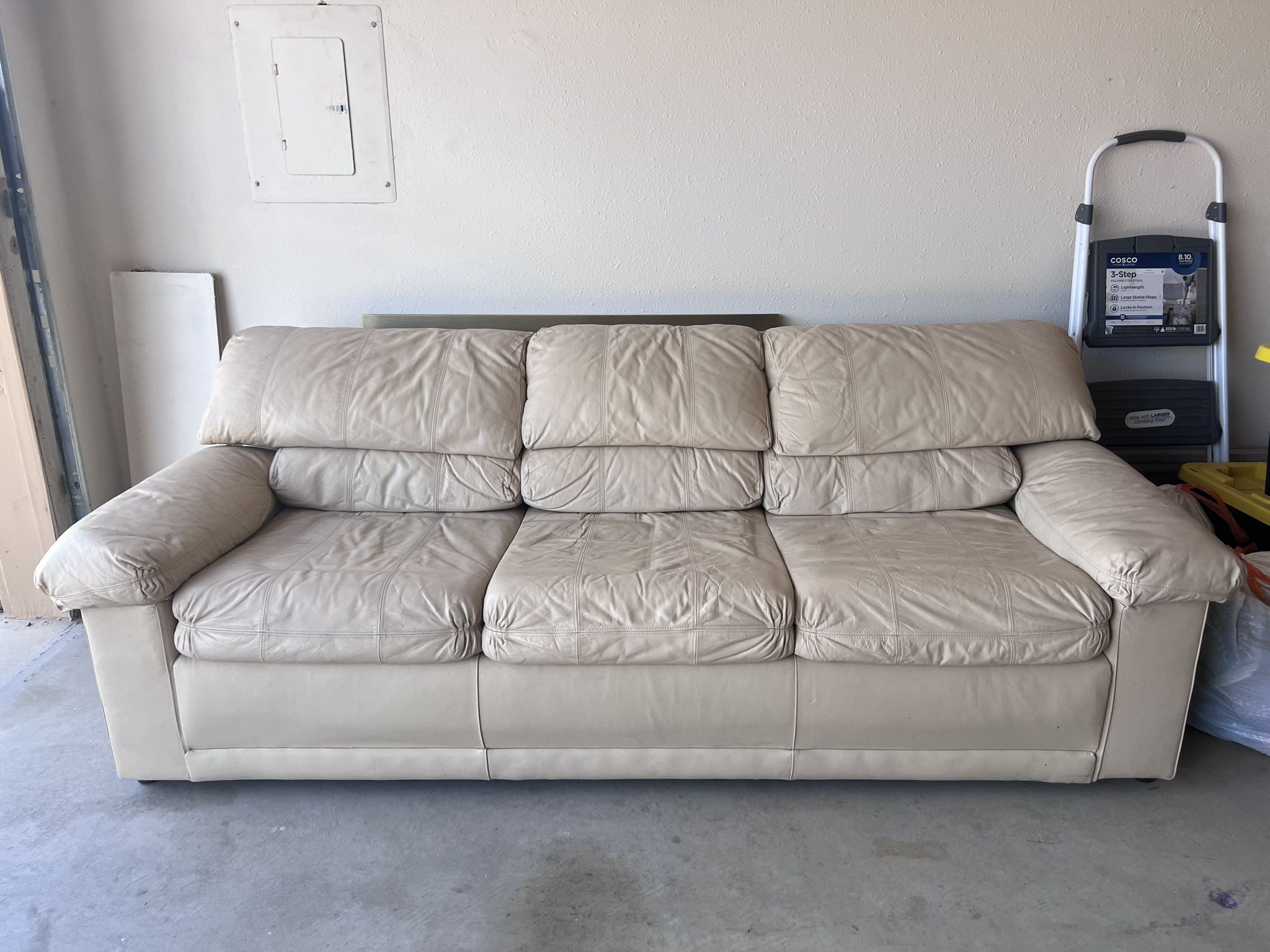 Couch For Sale / Pull Out Bed