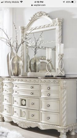 White antique Mirror