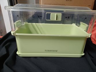 Fresh keeper 6 qt Princess House