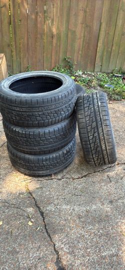 Set of 4 245/45R17 Tires