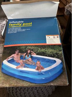 Inflatable family pool used