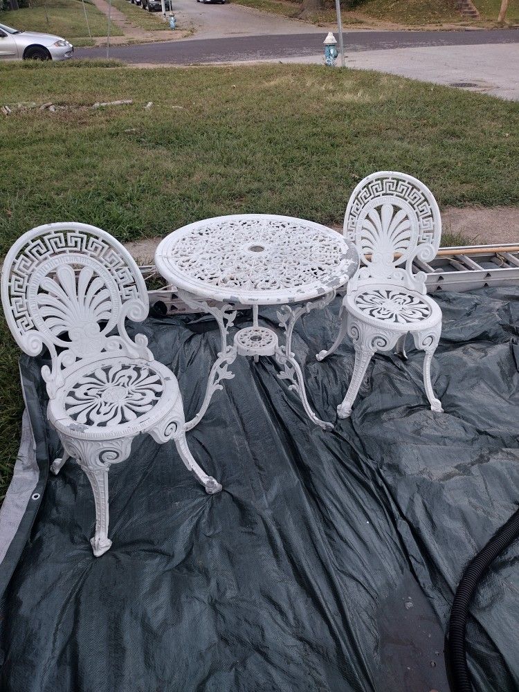 Cast Aluminum Patio Set
