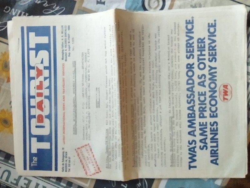 1972 the Tourist Daily Newspaper Guide By T.W.A.
