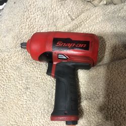 Snap-On PT850 —1/2” Air Impact ($350 OBO)