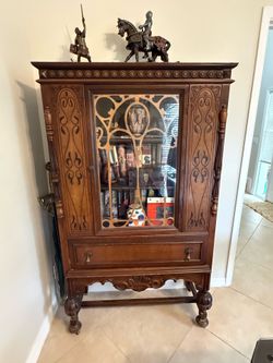 Ornate Antique China Hitch