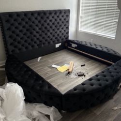 650$ platform Bed