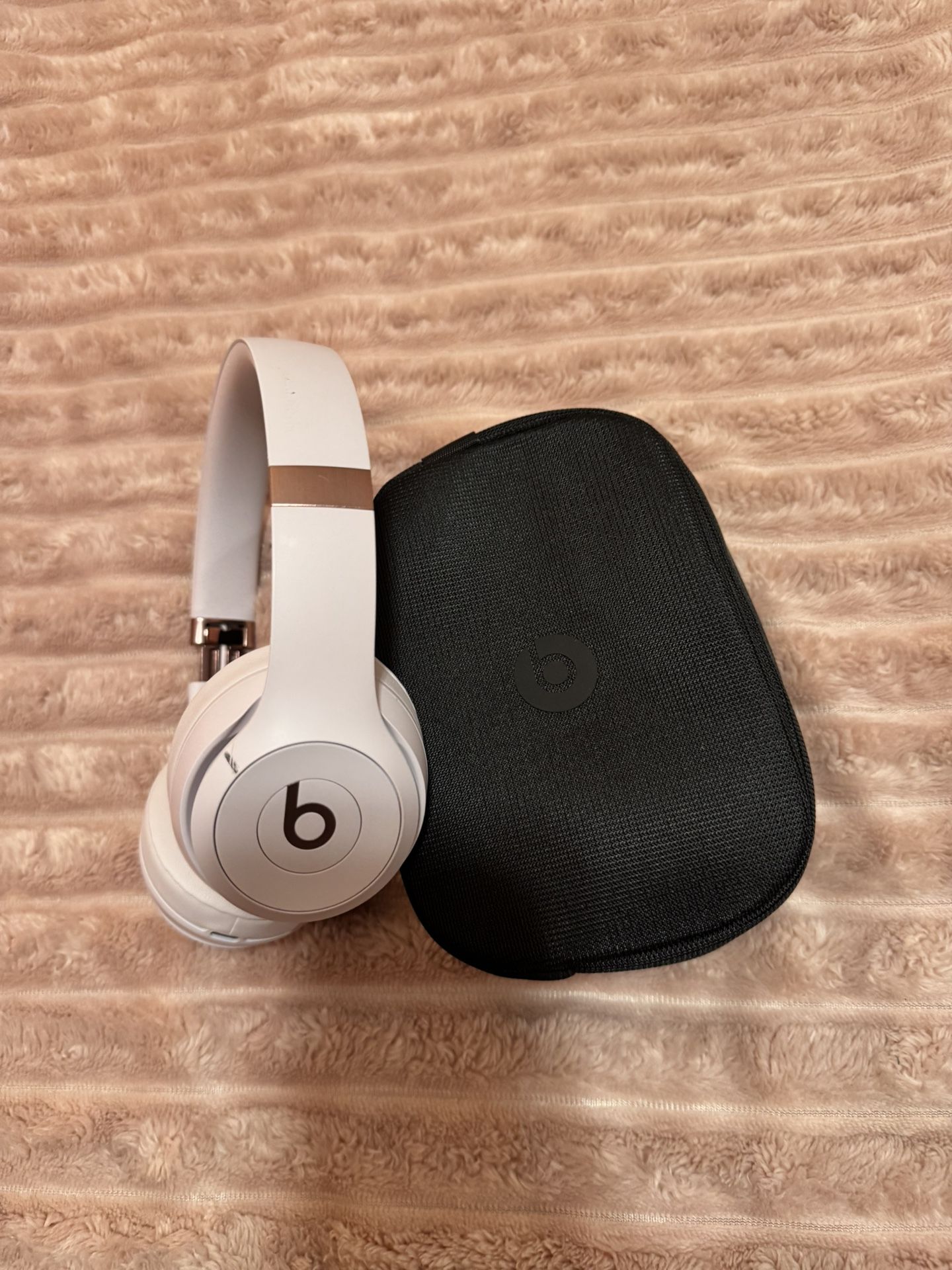 Beats Pink